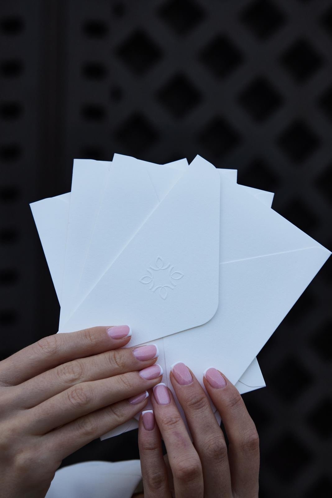 50db00d3-f026-4454-b19e-eebe18aacb27 Gift message - Image 1